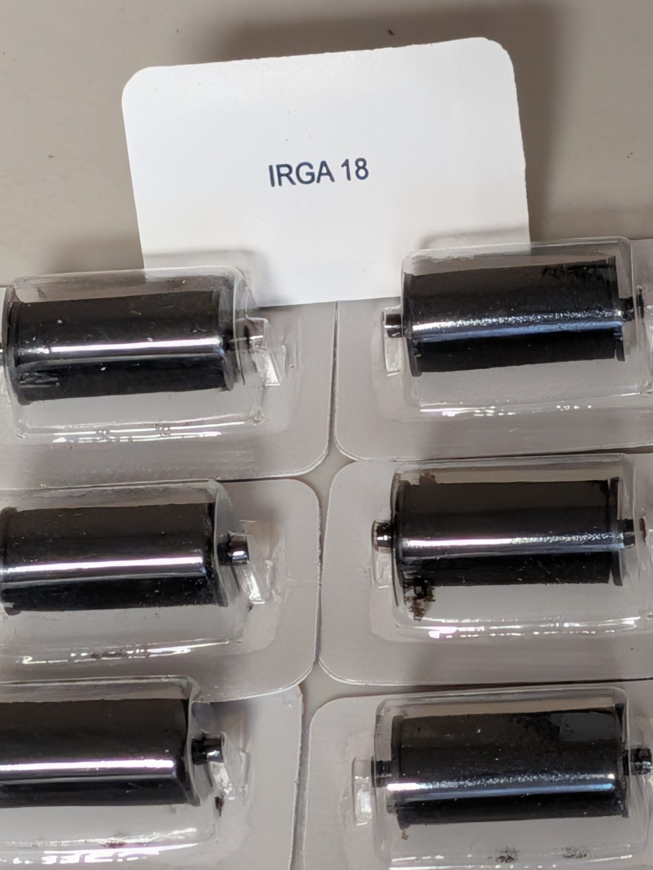 plastic scraper black